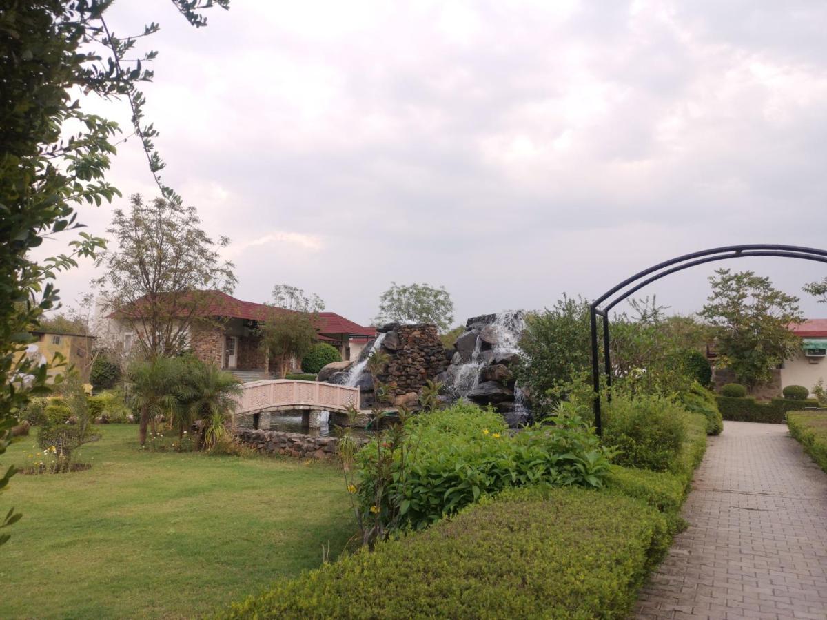 Astroport Sariska Treetop By Eight Continents Tehla Экстерьер фото